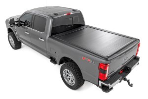 Ford F-250 Super Duty Powered Retractable Bed Cover - Rough Country - Powered Retractable, Heavy-Duty Aluminum, 6'10
